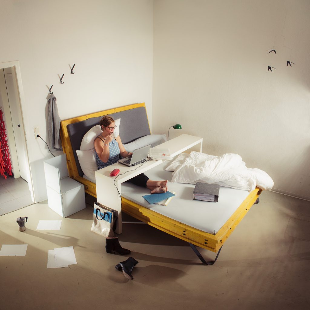 Jaffestraße_Kerstin arbeitend